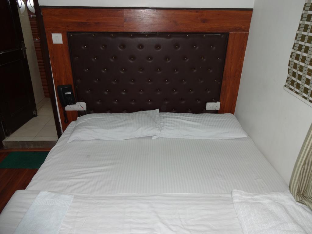 Rams Inn New Delhi Cameră foto