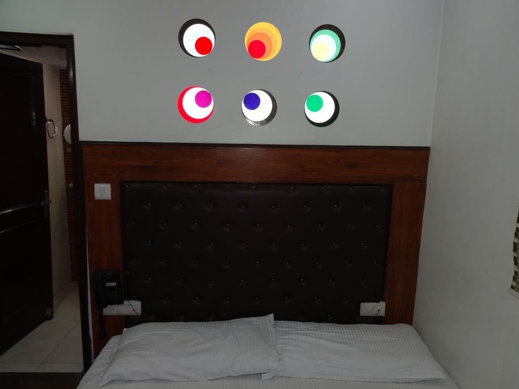 Rams Inn New Delhi Cameră foto