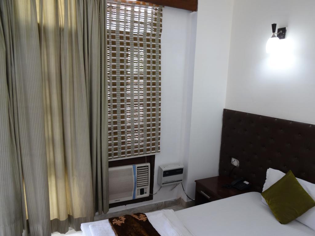 Rams Inn New Delhi Cameră foto